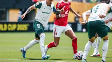 صافرة الحكم.. سبب توقف مواجهة الأهلي وبالميراس في مونديال الأندية 2025